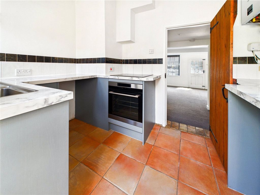 Property photo 3 of 11 Picture No. 02