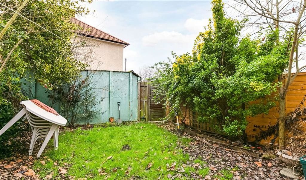 Property photo 3 of 6