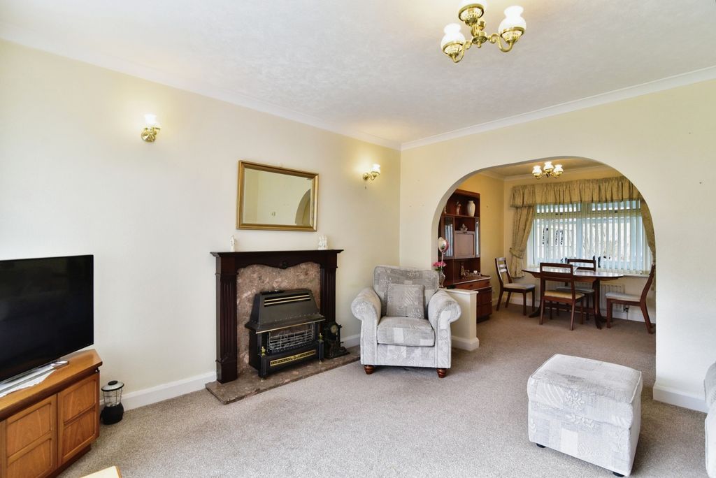 Property photo 2 of 17 Pbox-Img.Jpg