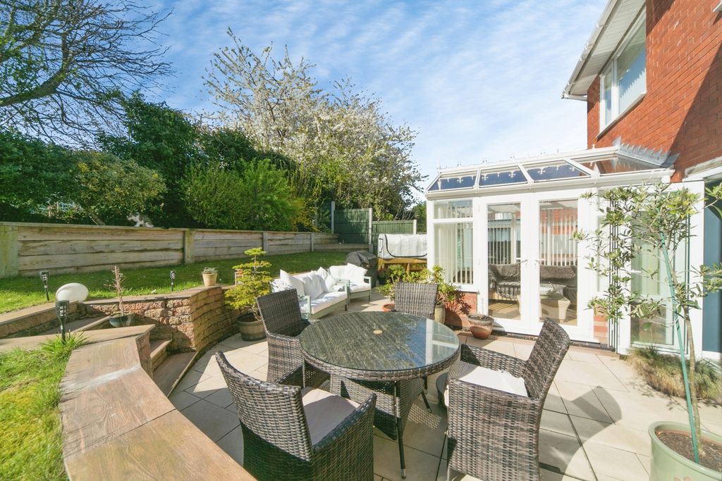 Property photo 1 of 21 Pbox-Img.Jpg