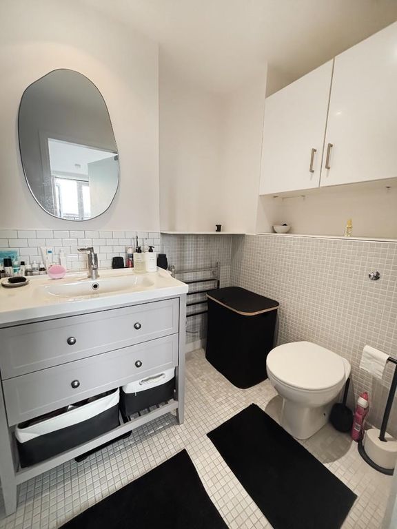 Property photo 3 of 20 En Suite
