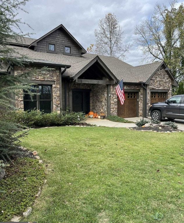 Property photo 1 of 30