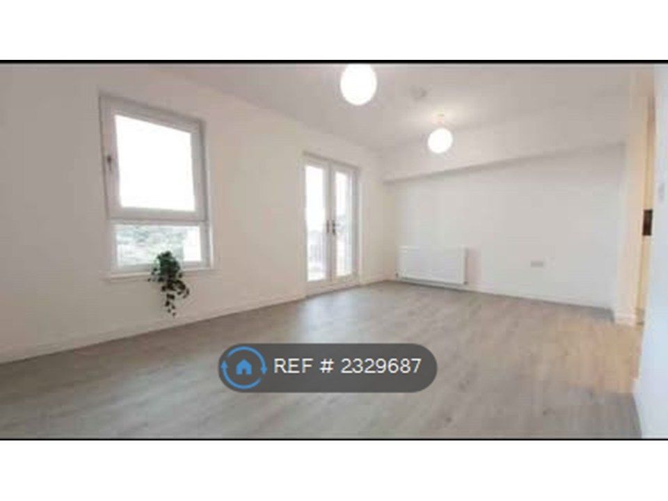 Property photo 2 of 12 Living Room (Unfurnished)