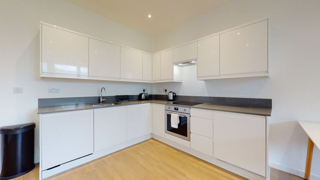 Property photo 2 of 10 Kitchen