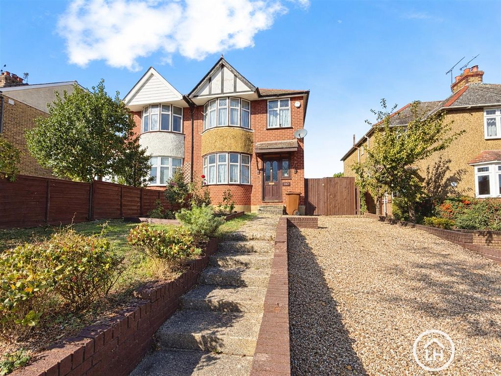Property photo 1 of 11 External