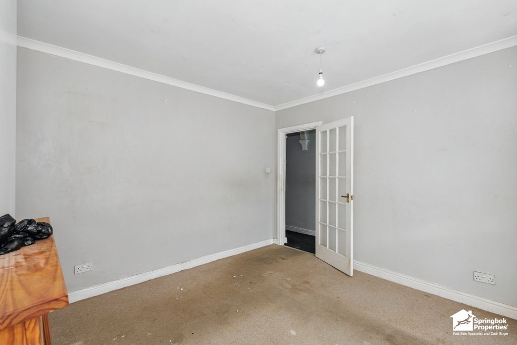 Property photo 3 of 15 Image 3