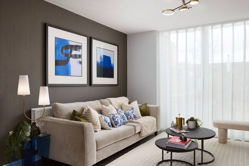 Property photo 3 of 14