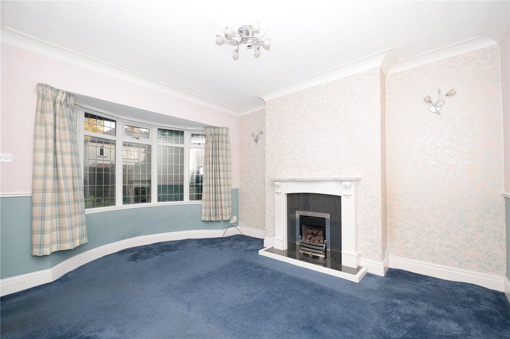 Property photo 2 of 12 Picture No. 04