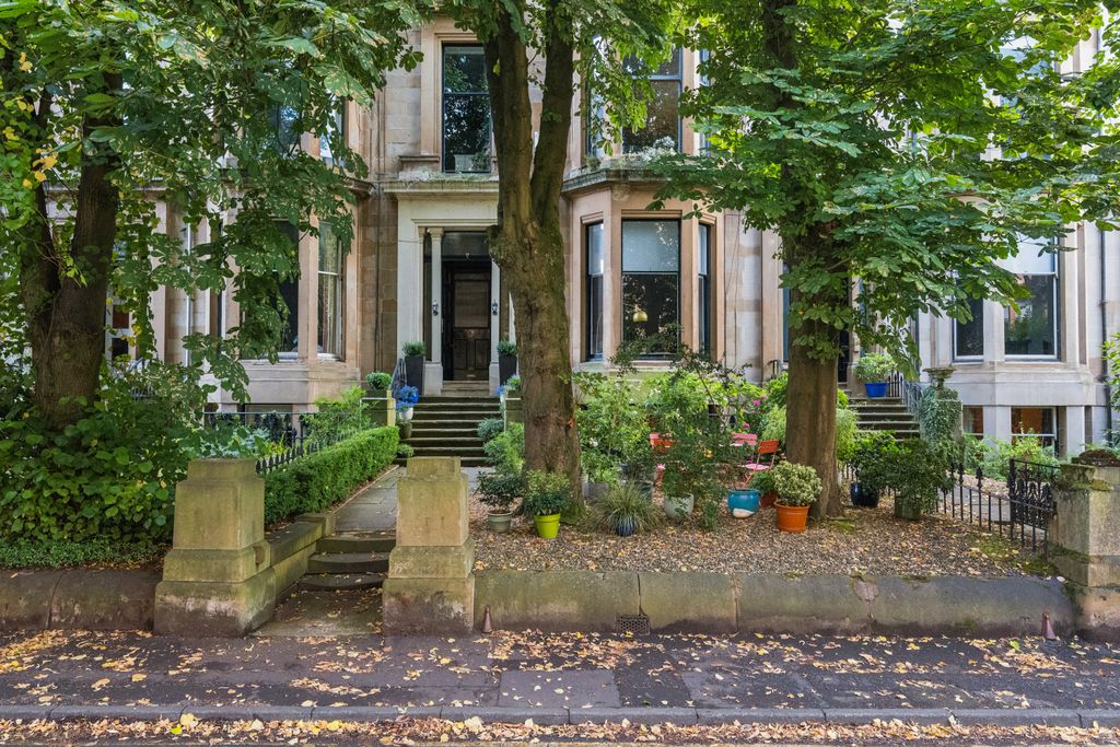 Property photo 1 of 36 1