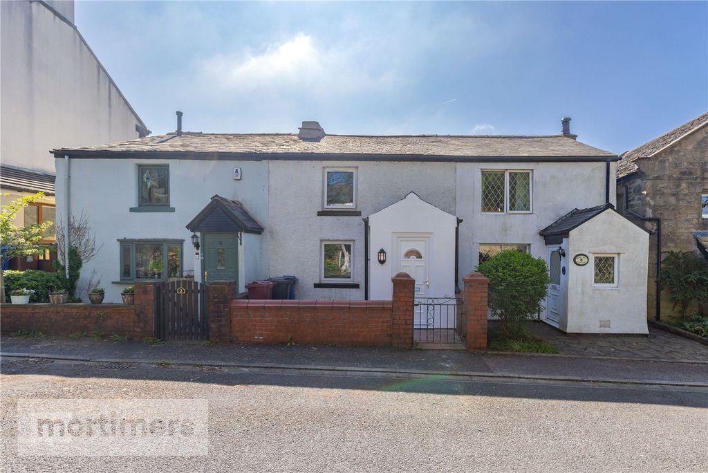 Property photo 1 of 18 Front External