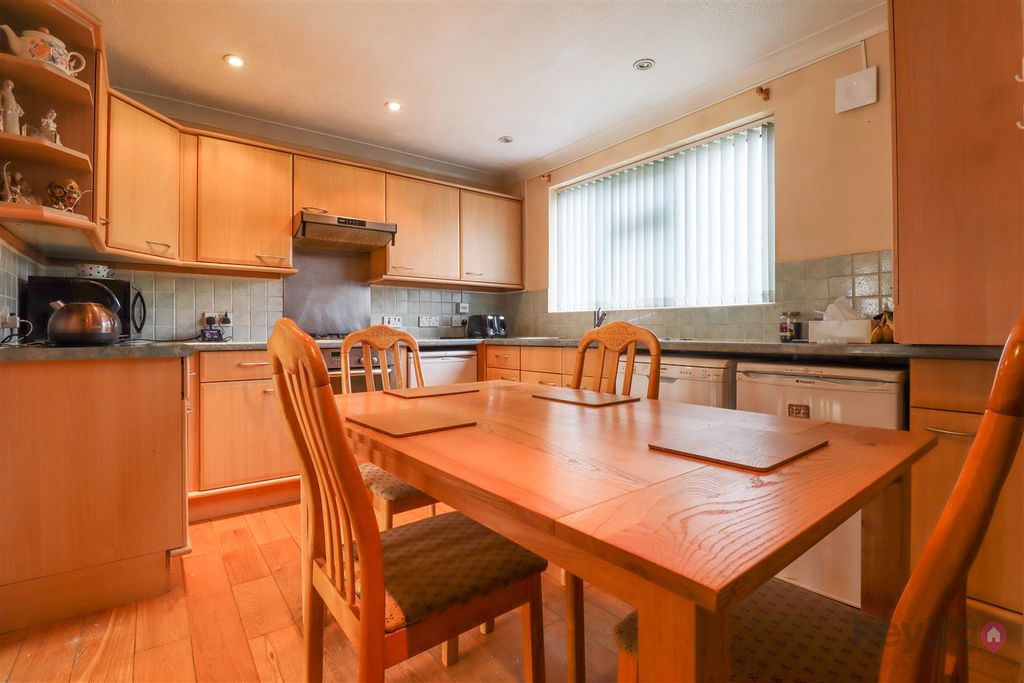 Property photo 3 of 20 Img_4811.Jpg