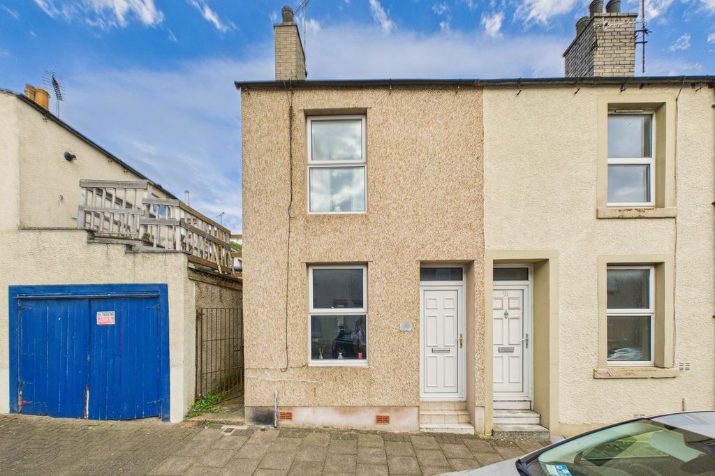 Property photo 1 of 14