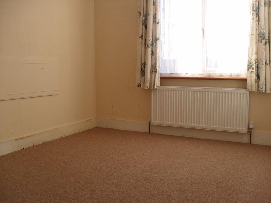 Property photo 3 of 16 6533