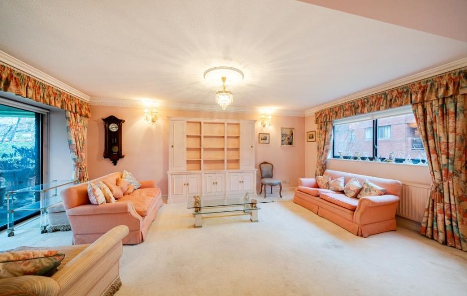 Property photo 3 of 13