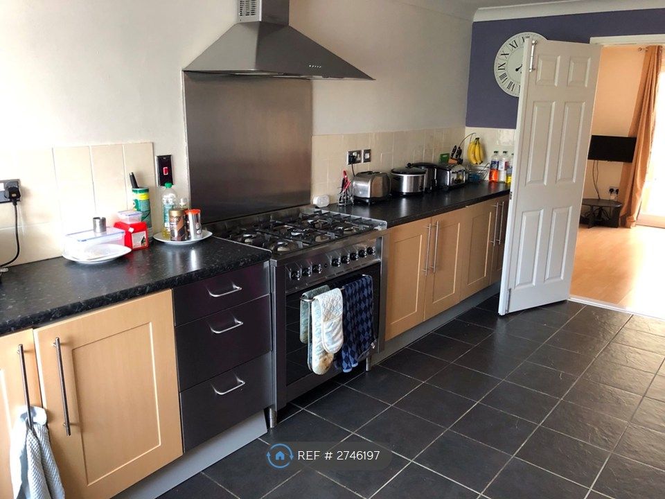 Property photo 1 of 4