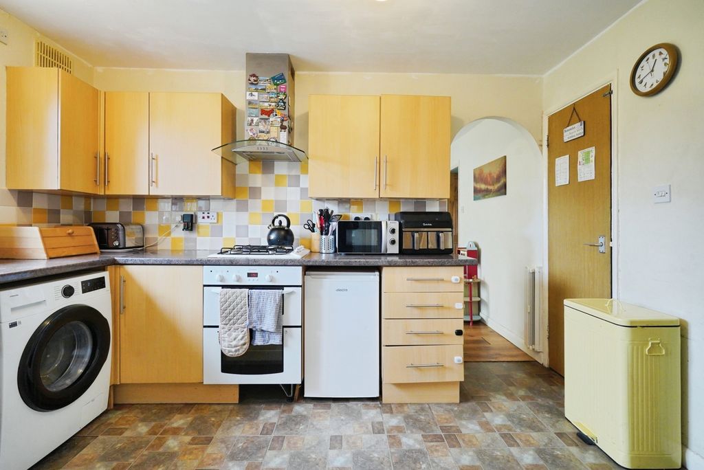 Property photo 2 of 21 Pbox-Img.Jpg