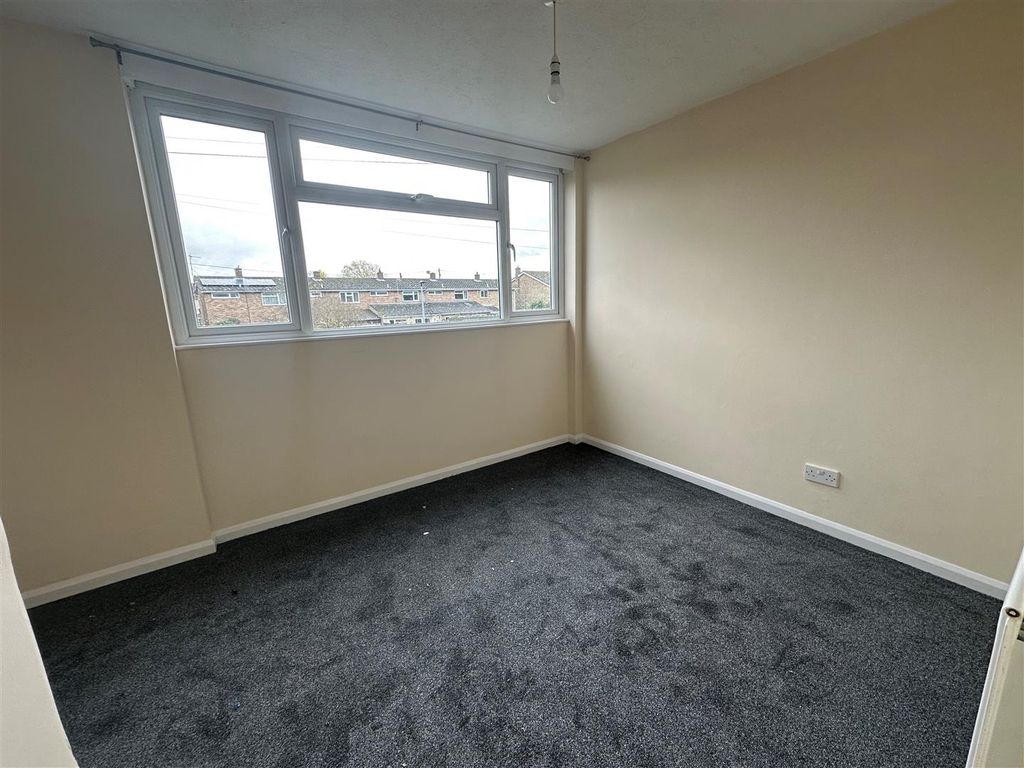 Property photo 2 of 8 1.Jpg