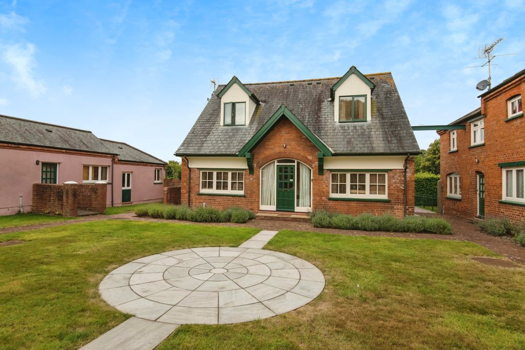 Property photo 1 of 13 Front