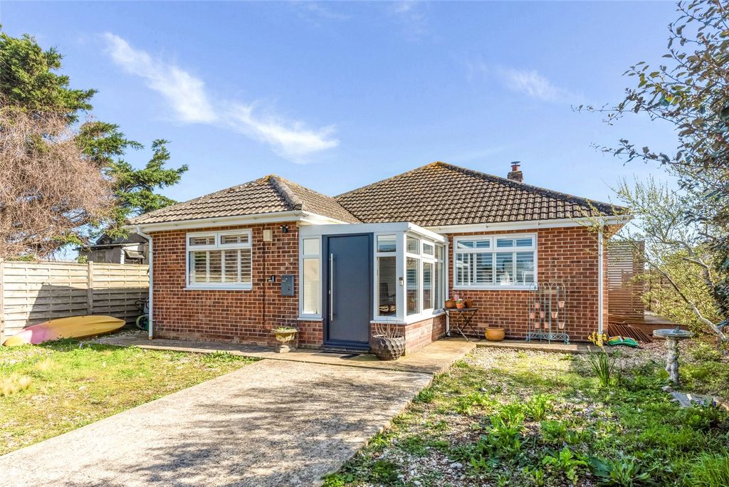 Property photo 3 of 16 Front