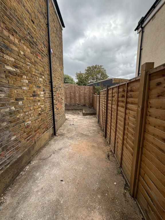 Property photo 3 of 11 Photo 3