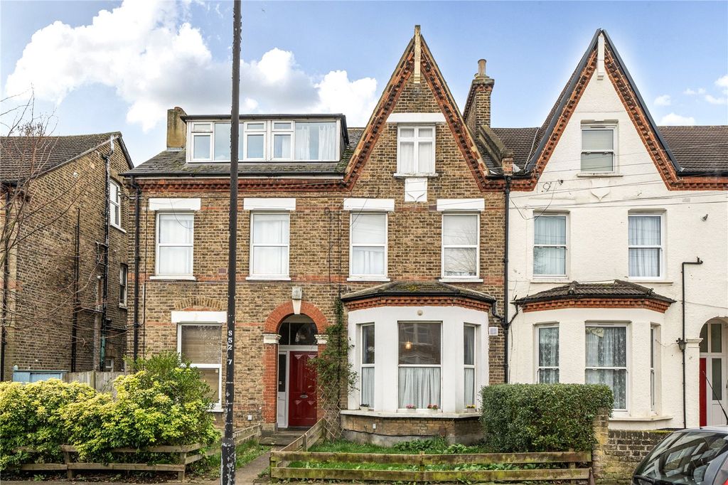 Property photo 1 of 9 Picture No. 03