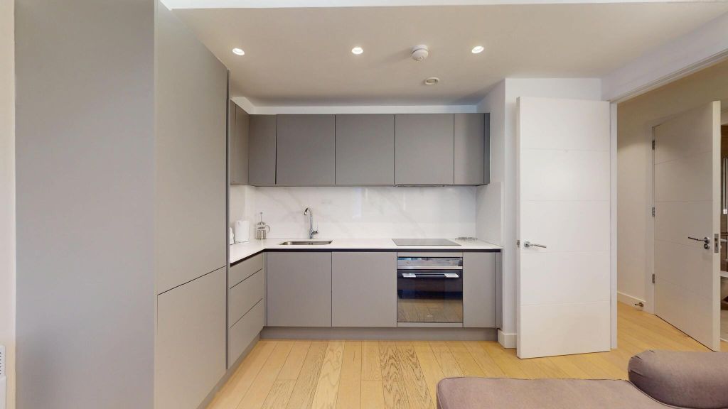 Property photo 2 of 17 Kitchen