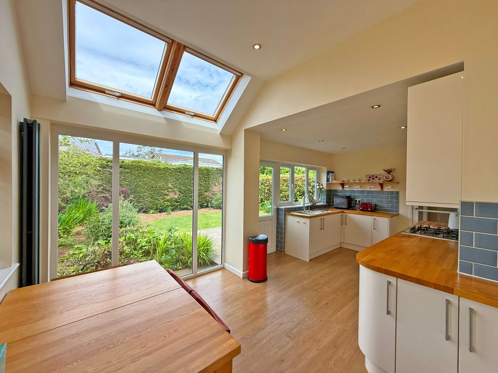 Property photo 2 of 13 Img_9717