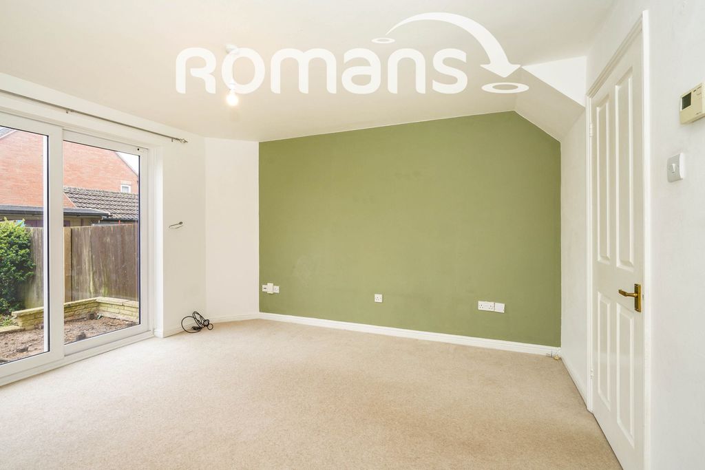 Property photo 2 of 17 2