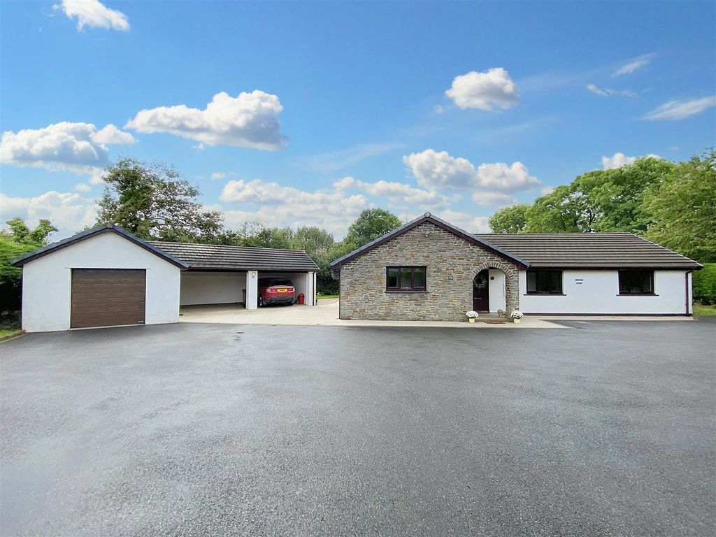 Property photo 1 of 29 6Bea8387-B071-42Ca-8C77-Dbd6Fa83Aba5.Jpg