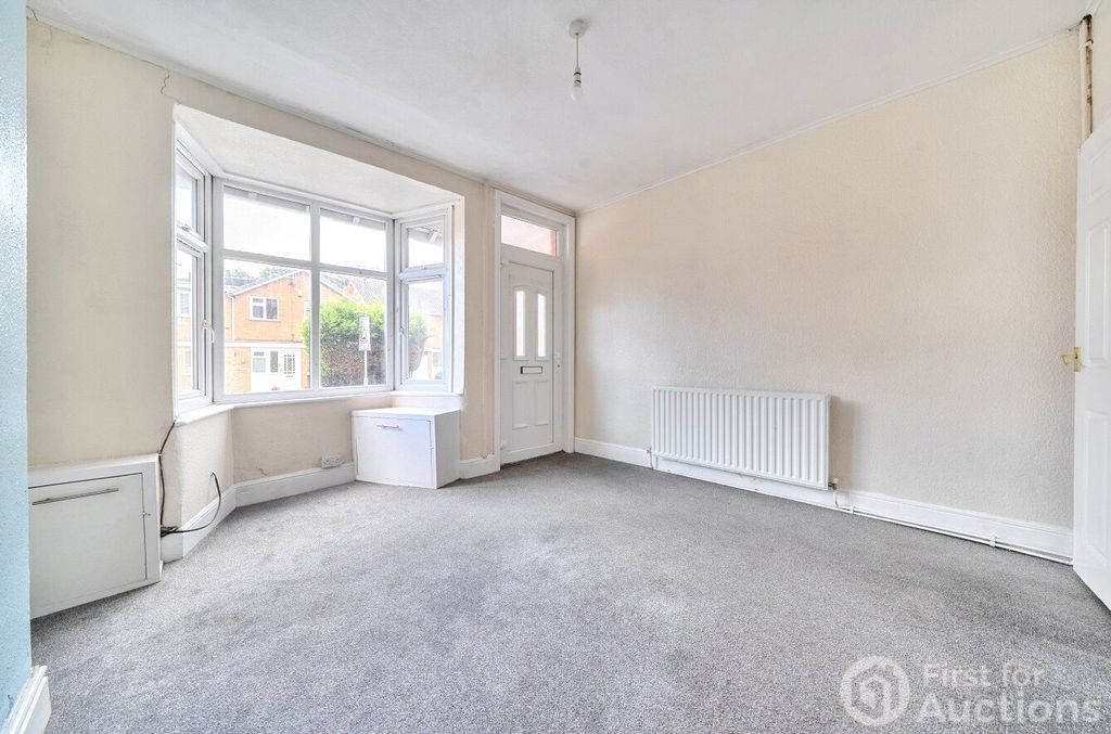 Property photo 2 of 17 2