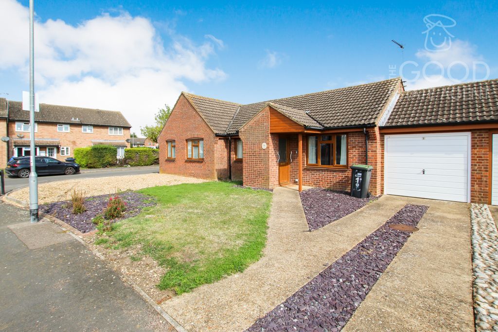 Property photo 2 of 11