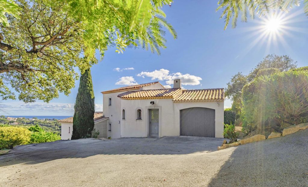 Property photo 2 of 20