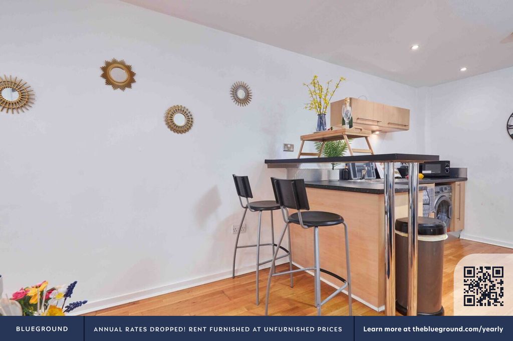 Property photo 3 of 17 Fully Equipped Kitchen