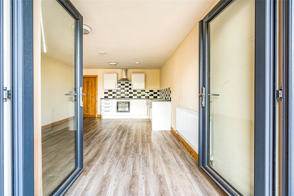 Property photo 3 of 10 Open Plan Living