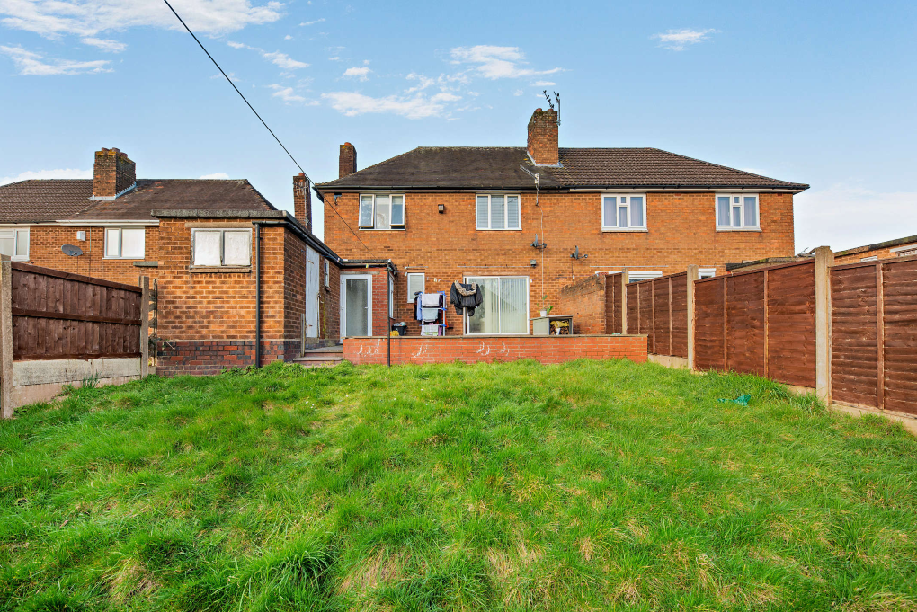 Property photo 1 of 12