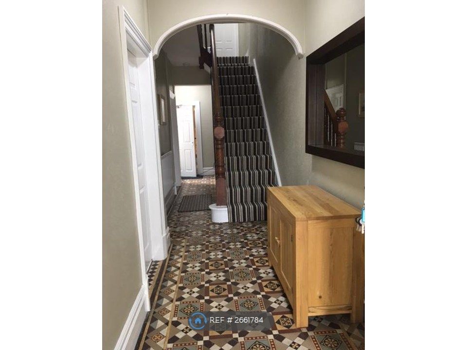 Property photo 3 of 17 Grand Entrance Hallway