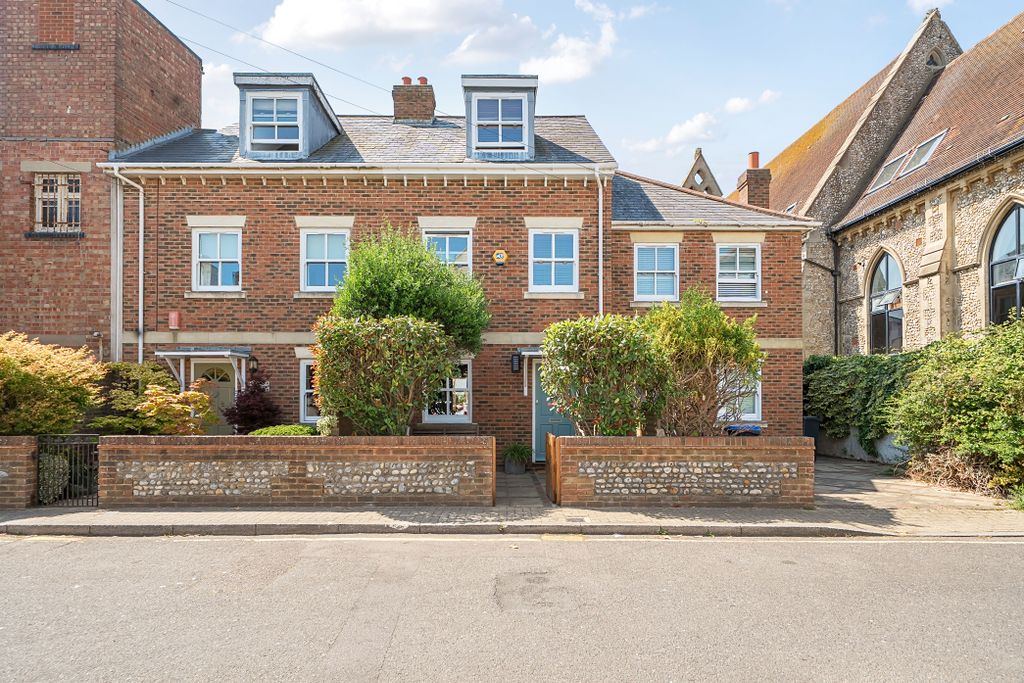 Property photo 1 of 13