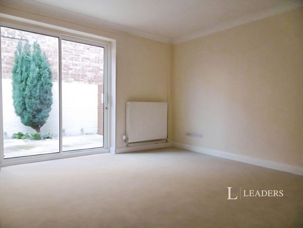 Property photo 3 of 7 Pbox-Img.Jpg