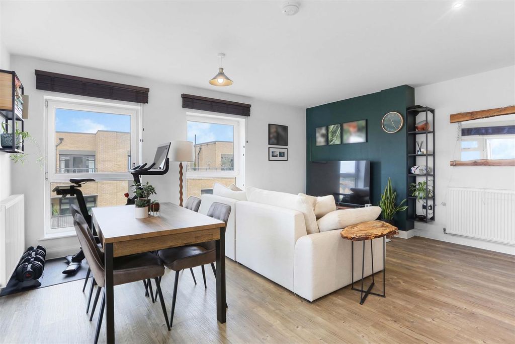 Property photo 2 of 21 1559676112 - 31.Jpg