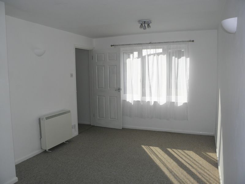 Property photo 2 of 5 Photo 2