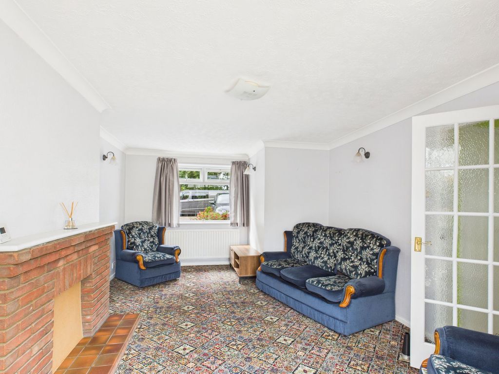 Property photo 3 of 13