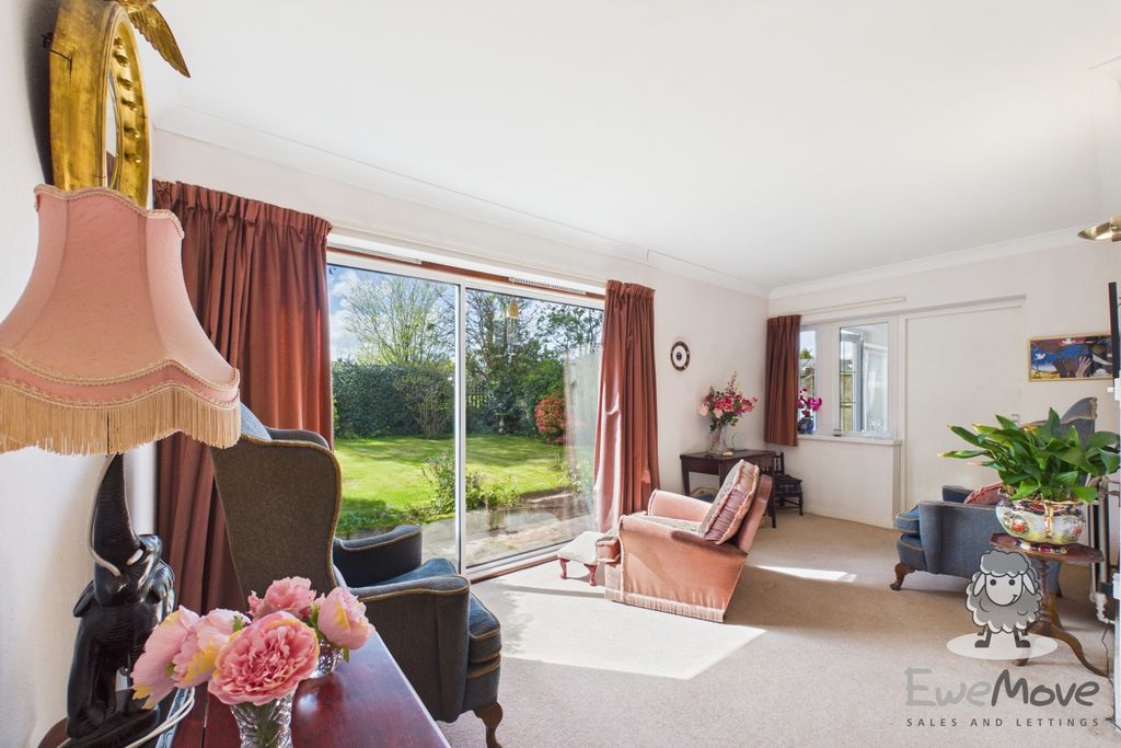 Property photo 3 of 16 15