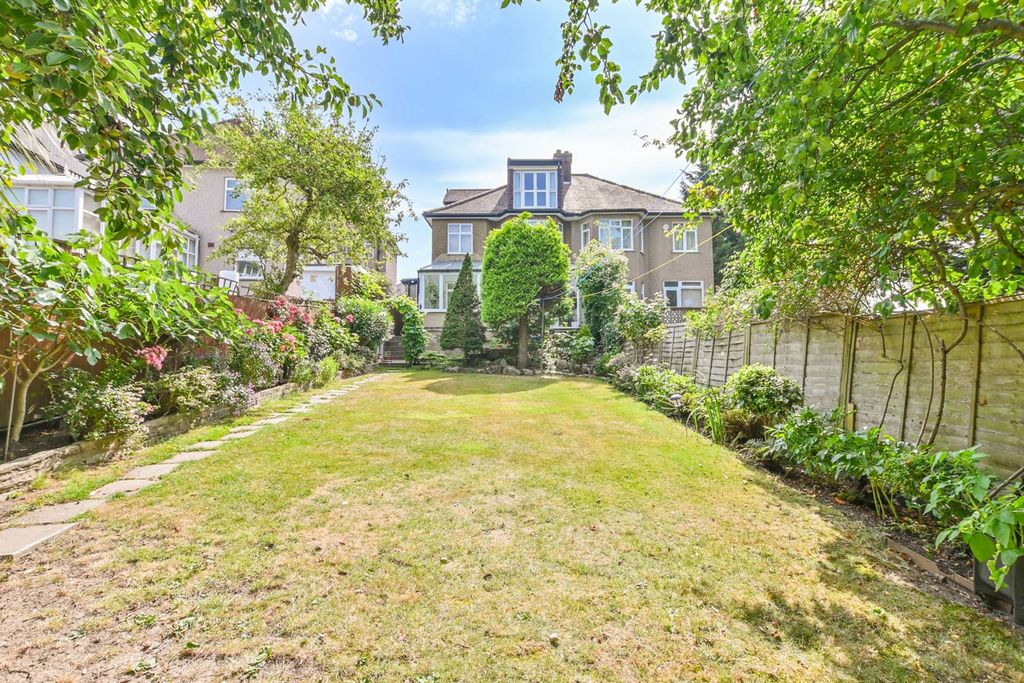 Property photo 3 of 24