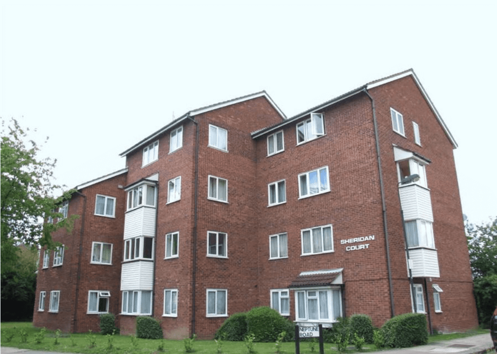 Property photo 1 of 5 Two Bedroom Ground Floor Flat Â€“ Prime Harrow Location!