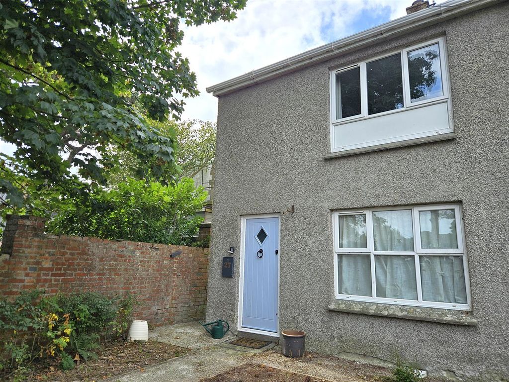 Property photo 1 of 16 Front 1.Jpg