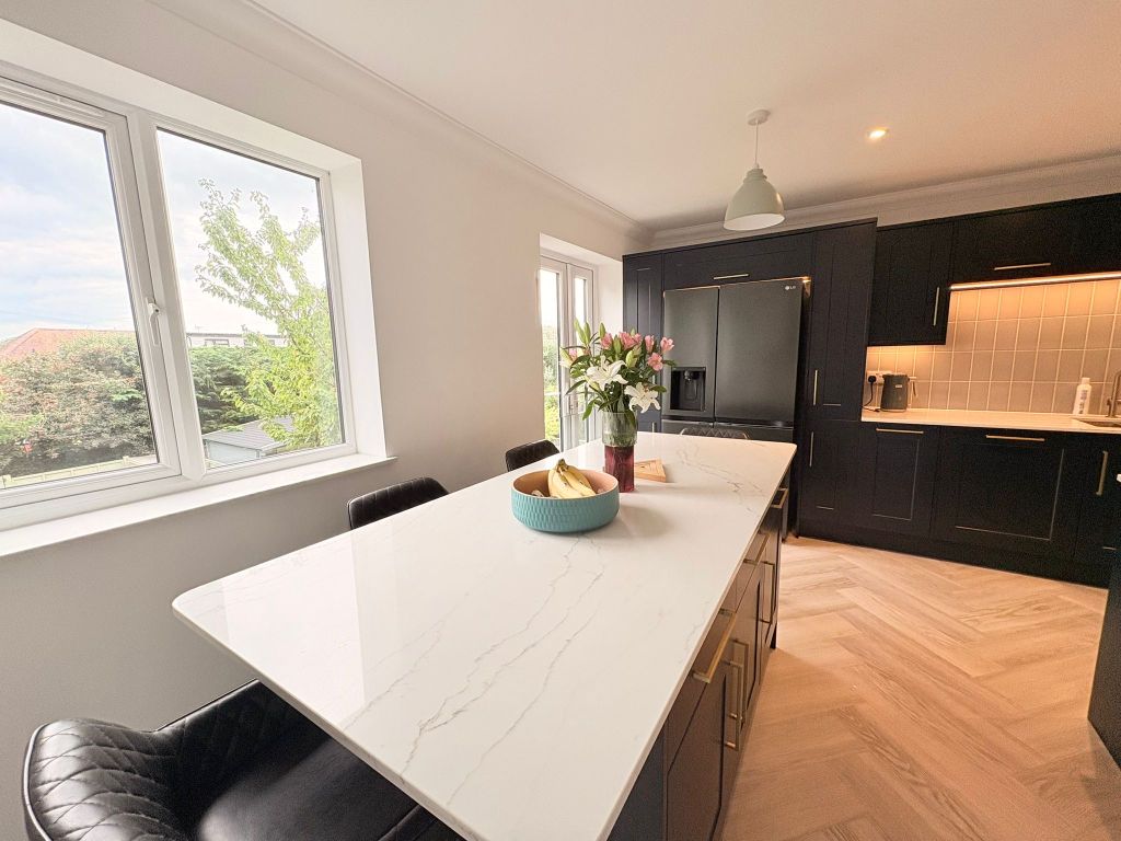 Property photo 3 of 17 Photo #3