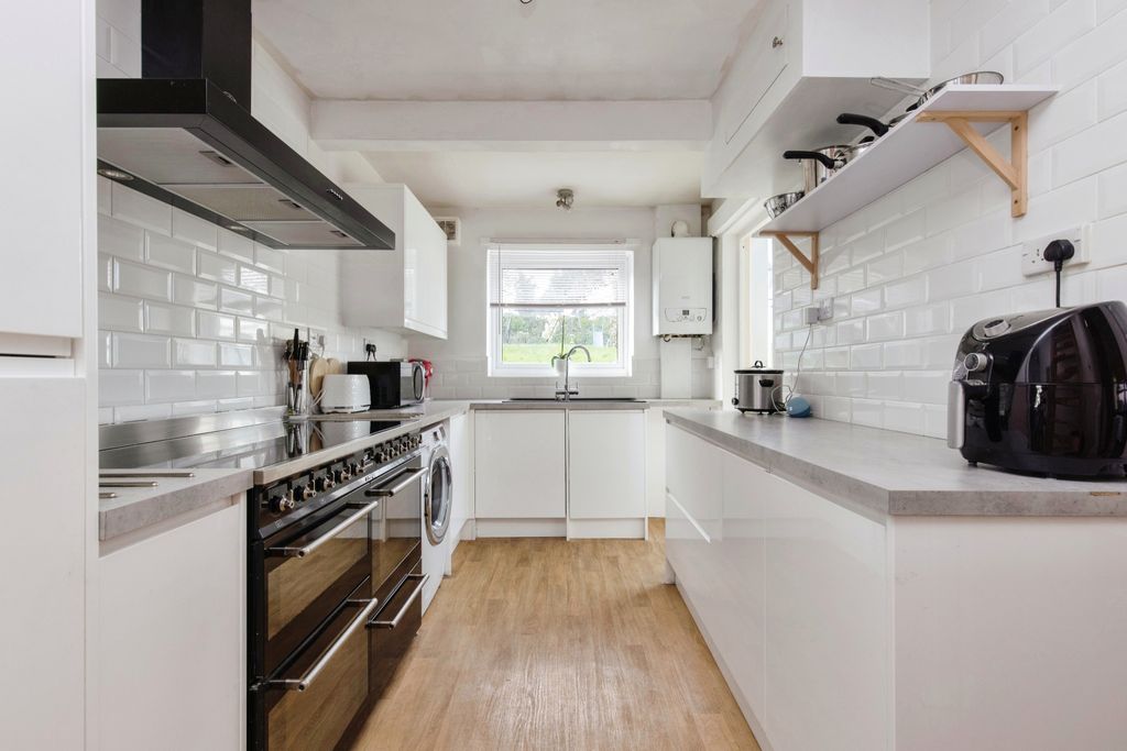 Property photo 3 of 19 Photography