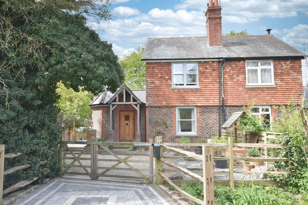 Property photo 1 of 33 Picture No. 24