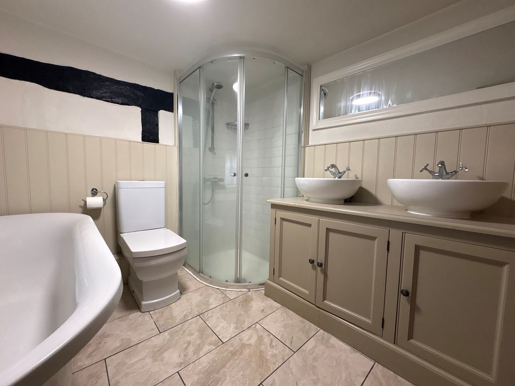 Property photo 3 of 8 Image