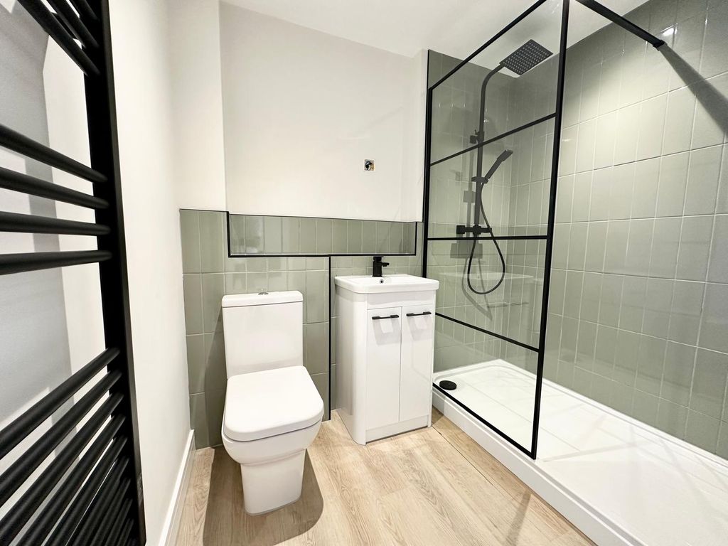 Property photo 2 of 18 Gallery